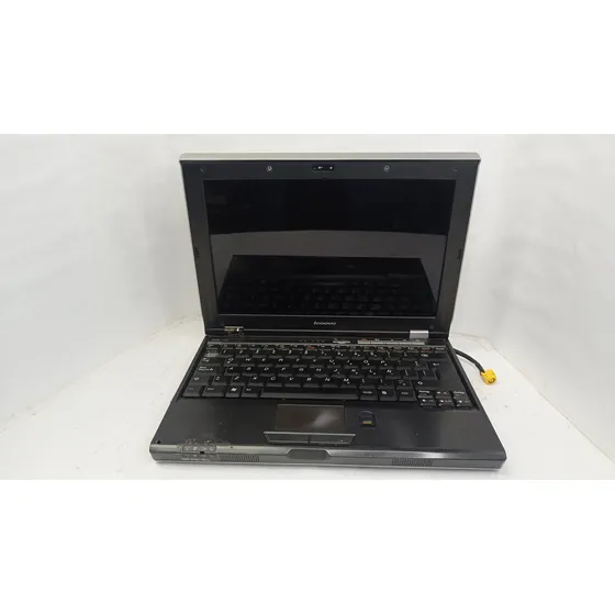 Laptop De Repuesto Lenovo Pequeña