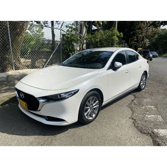 Mazda 3 2.0 Touring Hibrido At 4x2 2024