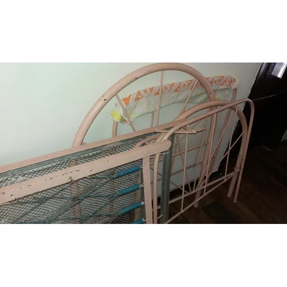 Cama De Caños Antigua, Precio Por Cada Una