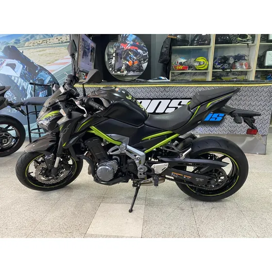 Kawasaki Z 900 Bansai Motos