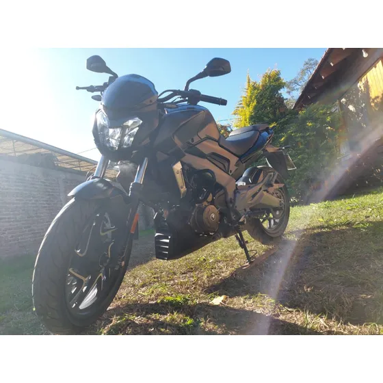 Dominar 400