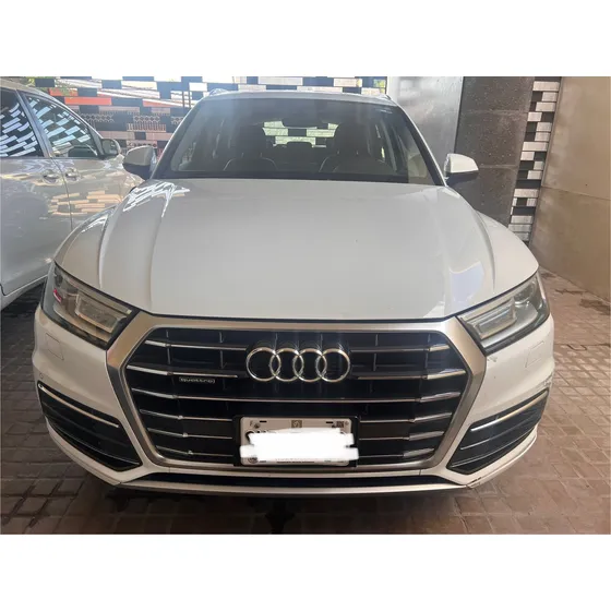 Audi Q5 2.0 L T Select Dsg