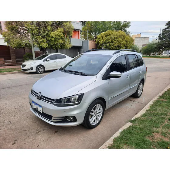 Volkswagen Suran 1.6 Highline