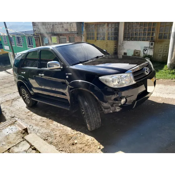 Toyota Fortuner 2.7l 4x2