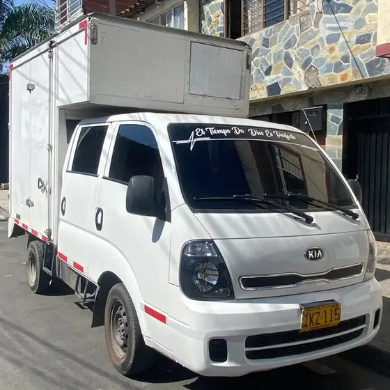 Kia K2500 Doble Cabina Modelo 2016 Motor Disel 4x2