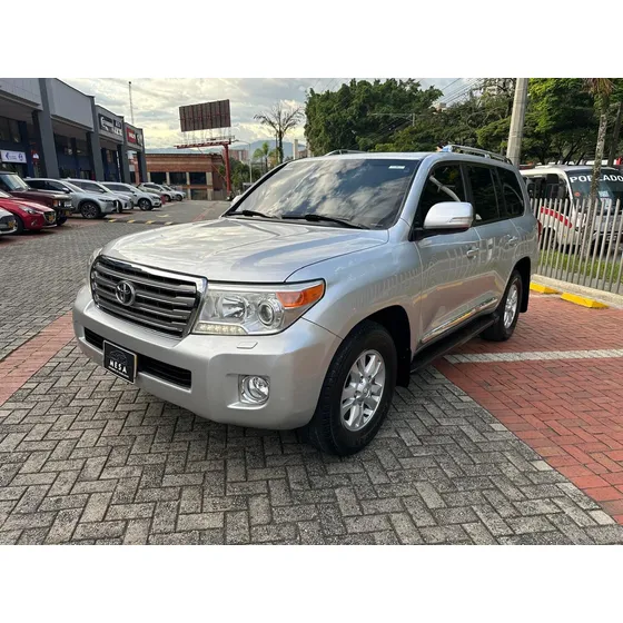Toyota Lc200 4.7 Limited