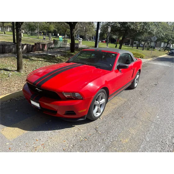 Ford Mustang Convertible V6