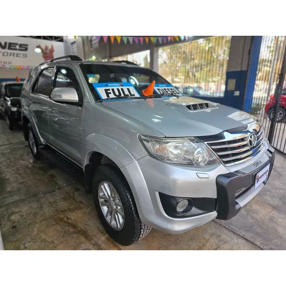 Toyota Sw4 3.0 Srv Cuero I 171cv 4x4