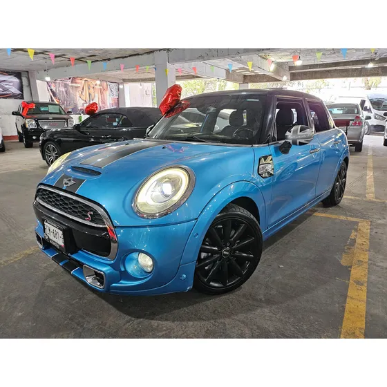 Mini Cooper S Hot Chili 5 Puertas