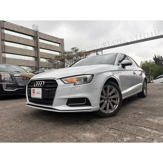 Audi A3 1.4 Sedán Select At Dsg