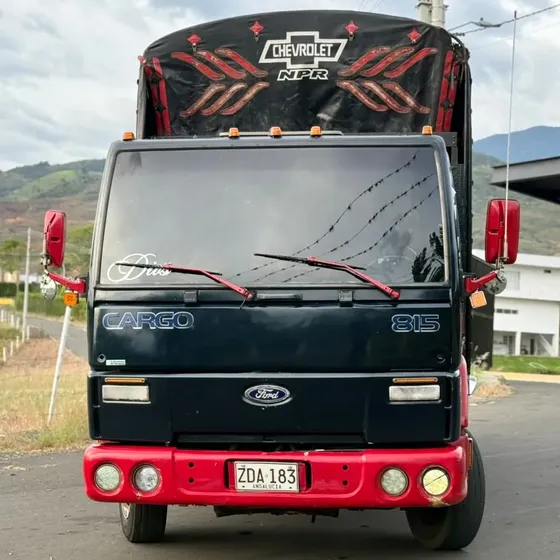 Ford Cargo 815 2004