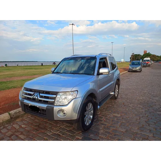 Mitsubishi Montero 3.2 Gls Di-d 190cv At C/t