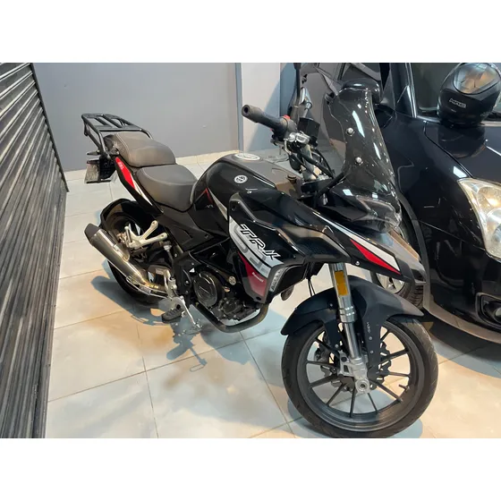 Benelli Trk 251 St 2022 Excelente Estado Unico Dueño
