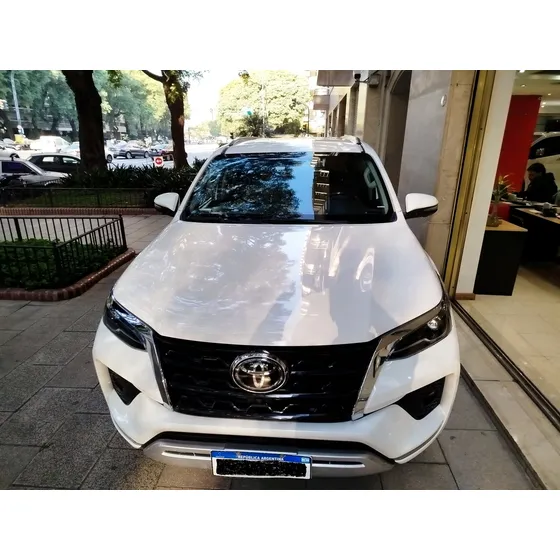 Toyota Sw4 2.8 Srx 204cv 4x4 7as At
