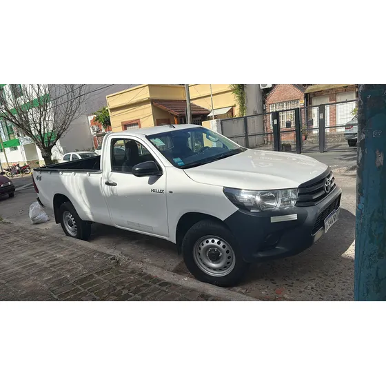 Toyota Hilux Pick-up 2.4 Cs Dx 150cv 4x4