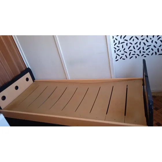 Cama Madera Una Plaza Con 2 Cajones. 