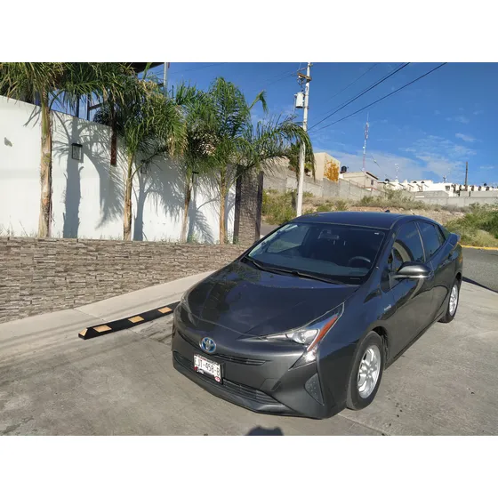 Toyota Prius 1.8 Premium Cvt