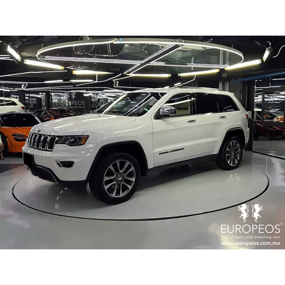 Jeep Grand Cherokee 5.7 Limited Lujo Advance 4x4 At
