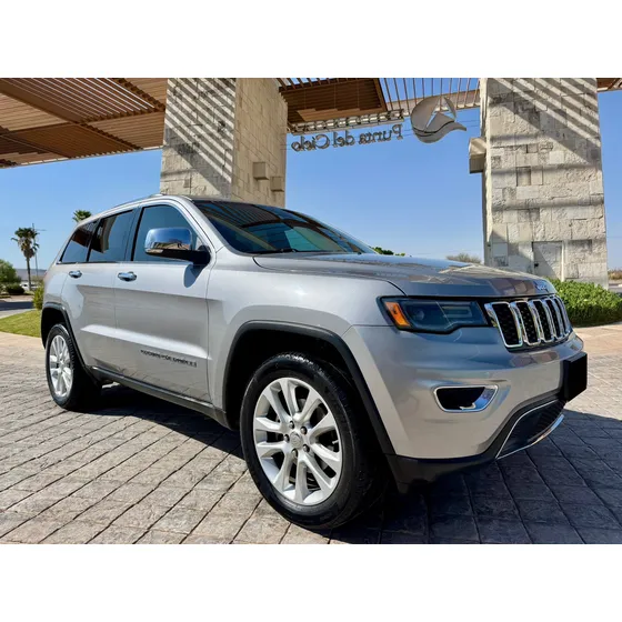 Jeep Grand Cherokee 3.7 Limited 3.6 4x2 At