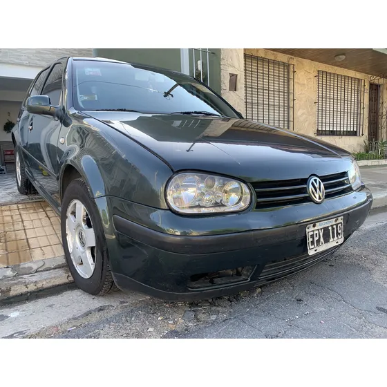Volkswagen Golf 1.6 Format