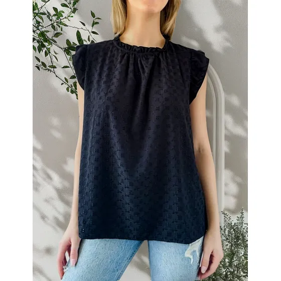Blusa De Brodery Con Volado En Cuello Mujer