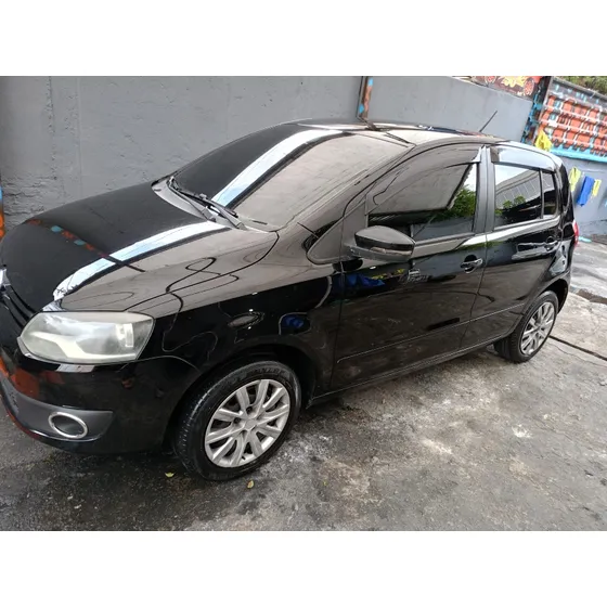 Volkswagen Fox 1.0 Tec Total Flex 5p