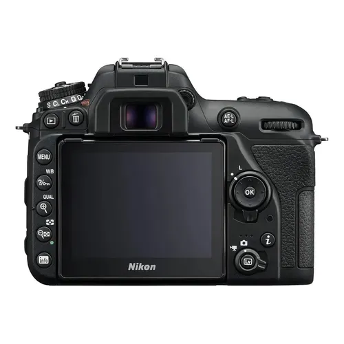 Digital Slr Camera Nikon D5500 W/ 18-55mm & 70-300mm Lens