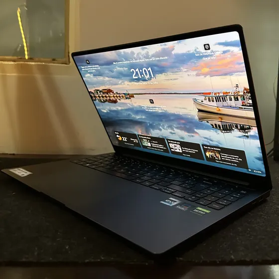 Notebook Samsung Galaxy Book3 Ultra I7 32gb 2tb Ssd Tela 16