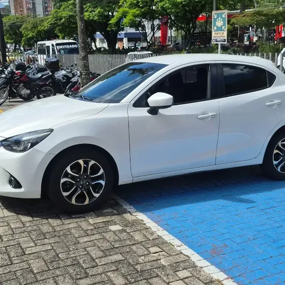 Mazda 2 2017 1.5 Grand Touring At 4x2