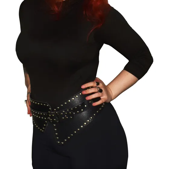 Cinto Faja Tresher Elastizado  Con Tachas Y Hebilla Cuadrada Negro Lisa Con Tachas Único