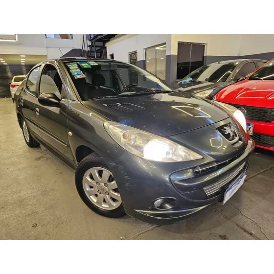 Peugeot 207 1.4 Sedan Allure 75cv