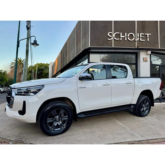 Toyota Hilux Pick-up 2.8 Cd Srv 177cv 4x2