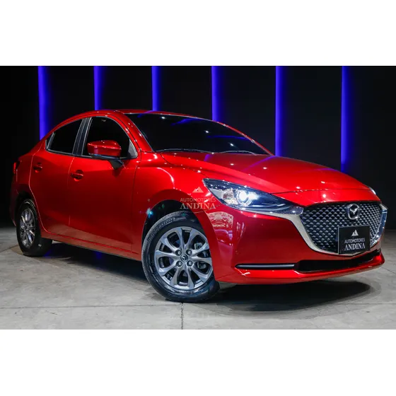Mazda 2 Sedán Touring 1.5