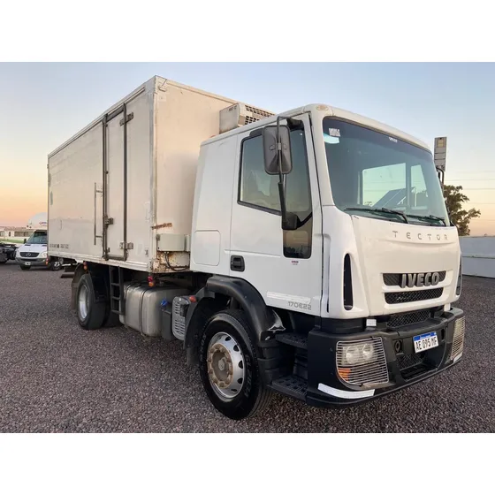 Iveco Tector Attack 170e22