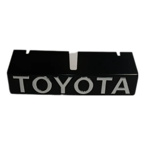 Emblema De Parilla Radiador Toyota Corolla  Avila