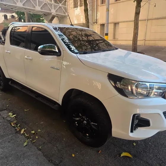 Toyota Hilux 2020 2.4l