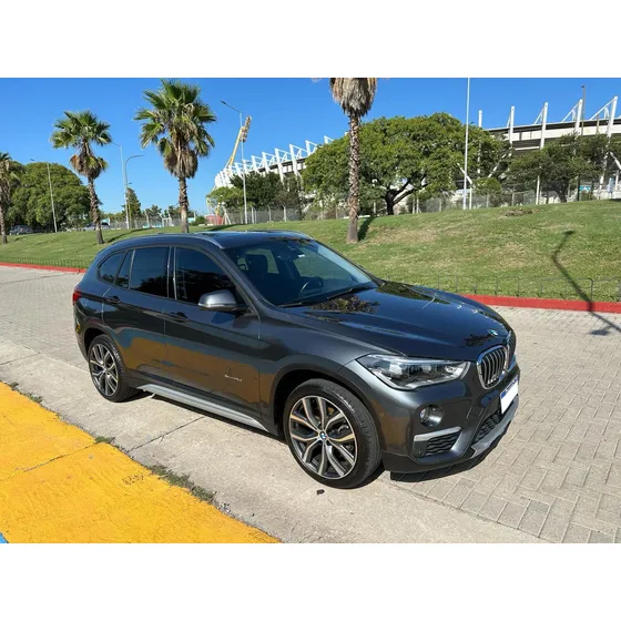 Bmw X1 X1 25i Xdrive 2.0 Twinturbo