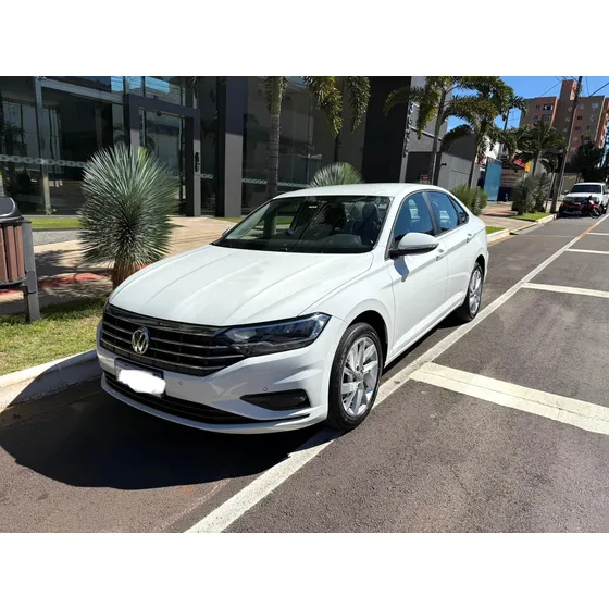 Volkswagen Jetta 1.4 Comfortline 250 Tsi Flex Aut. 4p