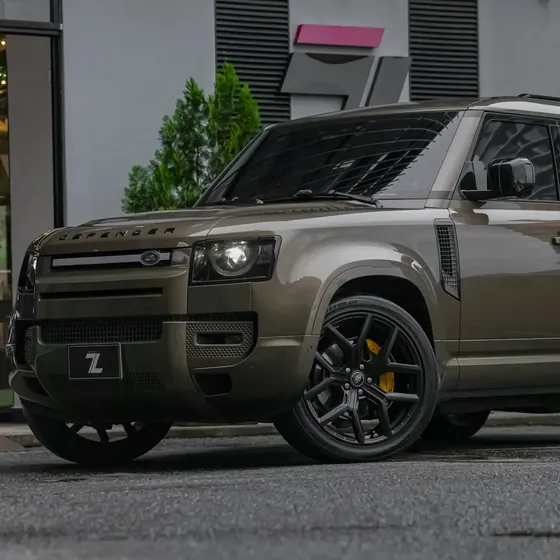 Land Rover Defender 2023 Xs P400