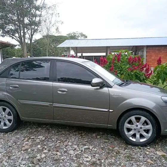 Kia Rio Xcite 2011 1.6 Sport
