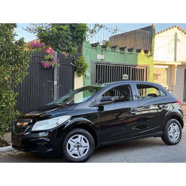 Chevrolet Onix 1.0 Lt 5p