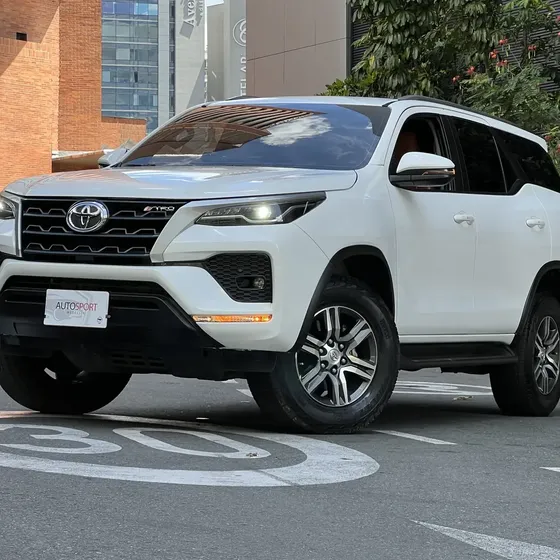 Toyota Fortuner 2021 2.7l
