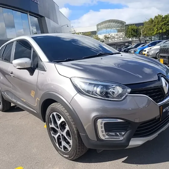 Renault Captur 2022 2.0 Bose Automática