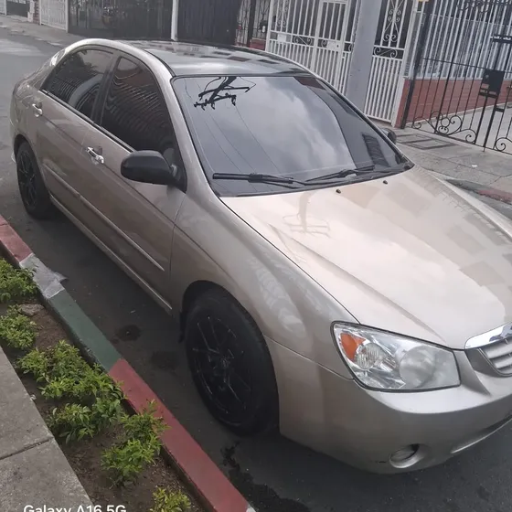 Kia Cerato 2006 1.6 Lx
