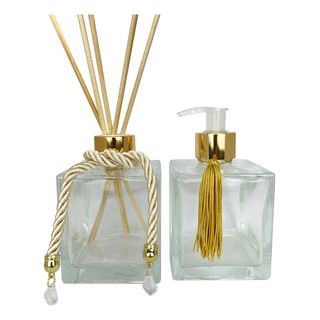 Kit Lavabo Luxo Vidro Cubo 250ml Aromatizador E Saboneteira Kit Lavabo Luxo Vidro Cubo 250ml Aromatizador E Saboneteira
