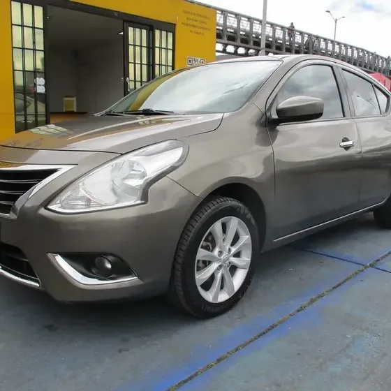 Nissan Versa 2019 Advance 1600cc Mt Aa