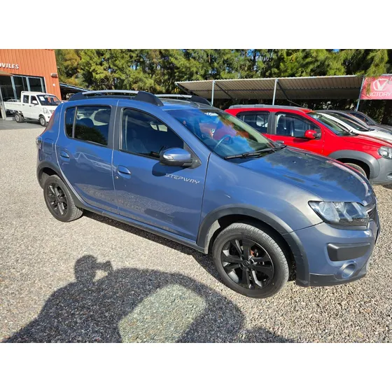 Renault Sandero Stepway 1.6 Privilege 105cv