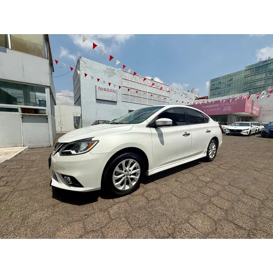 Nissan Sentra 1.8 Advance Cvt