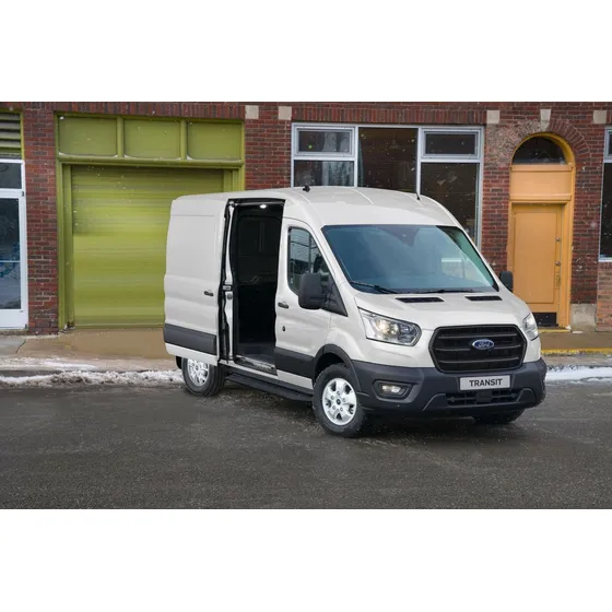 Ford Transit 2.2 Furgon Mediano 350m