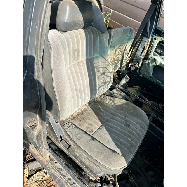 Funda Asiento Delantero Copiloto Tsuru 2
